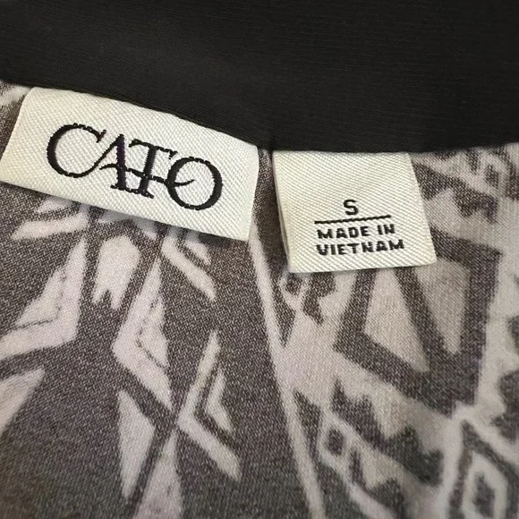 Cato-Small maxi Dress-embellished neck line, beads - Picture 3 of 11